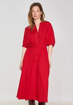 Robe de jour - rouge