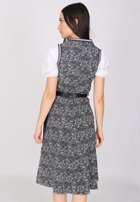 JCC Dirndl - lila black