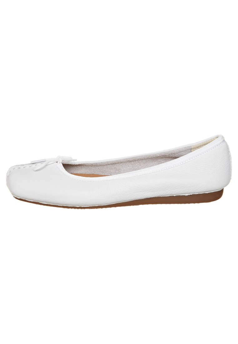 Clarks FRECKLE ICE - Klassischer Ballerina - white