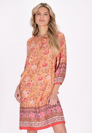 usha Denní šaty - orange multicolor