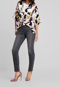 Mos Mosh Vaqueros slim fit - grey denim