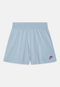 Unselected, light armory blue