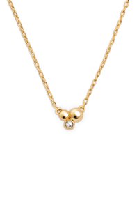 Goldkette mit drei sphärischen Perlen und einem kleinen klaren Edelsteinakzent in der Mitte. Einfaches und elegantes Design.