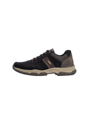 Schwarzer und brauner Schnür-Sneaker mit beiger Sohle und "rieker"-Logo an der Seite, gestaltet für Komfort und den täglichen Gebrauch.