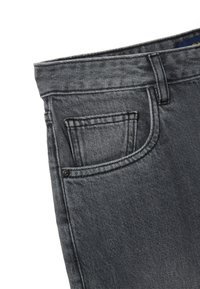 Jeans in denim grigio con una vestibilità dritta, texture leggermente sbiadita, una tasca frontale e cuciture a contrasto lungo le cuciture.