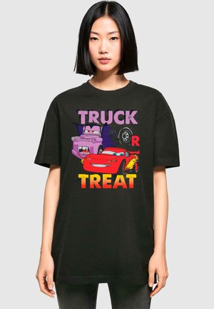 CARS - HALLOWEEN TRUCK OR TREAT OVERSIZED BOYFRIEND  - Printtipaita - black