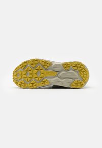 HOKA CHALLENGER 7 - Löparskor terräng - olive haze/forest cover