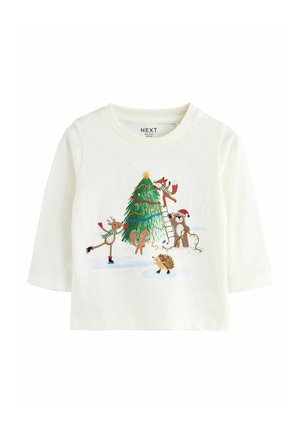 Weißes Langarmshirt mit einer bunten Illustration von Tieren, die einen Weihnachtsbaum mit Lichtern und Schmuck dekorieren.