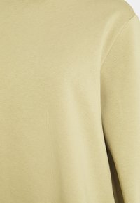 NA-KD Felpa con cappuccio - khaki