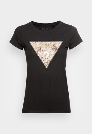 T-shirt noir à manches courtes, avec un design triangulaire en léopard métallique et le logo "GUESS", col rond et silhouette ajustée.