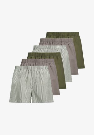 Ensemble de six shorts comprenant deux couleurs unies (vert et marron clair) et un motif rayé. Tous disposent d'une taille élastique pour le confort.