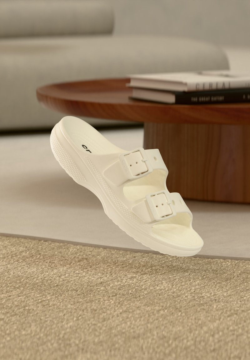 Crocs SATURDAY SANDAL W - Pool slides - white - Zalando.ie