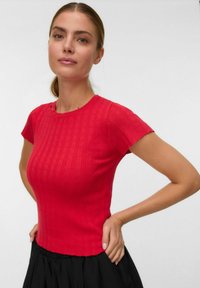 Triko s potiskem - ribbon red