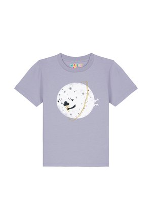 Hellblaues Baumwoll-T-Shirt mit einem kreisförmigen Grafikmotiv eines lächelnden Planeten, umgeben von Sternen und einem goldenen Ring, der ein Eiswürfel hält.