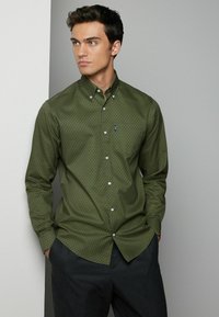 Next EASY IRON PRINTED OXFORD REGULAR FIT - Cămașă - green dot