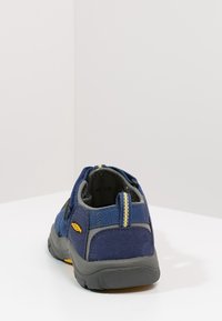 Keen Vaellussandaalit - blue