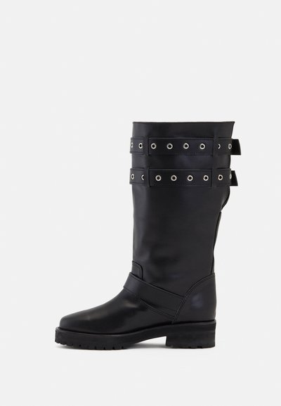 Reike Nen VANESSA HONG X REIKE NEN LANDED - Plateaustiefel - black ...