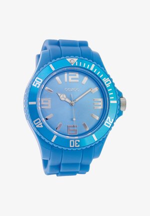 Montre en silicone bleue avec un boîtier rond, un cadran bleu clair, des index horaires en argent, et une lunette rotative avec des chiffres et des marquages blancs.