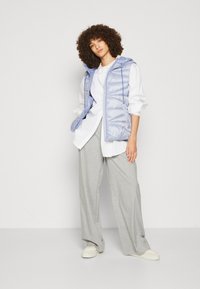 esprit lange weste schwarz