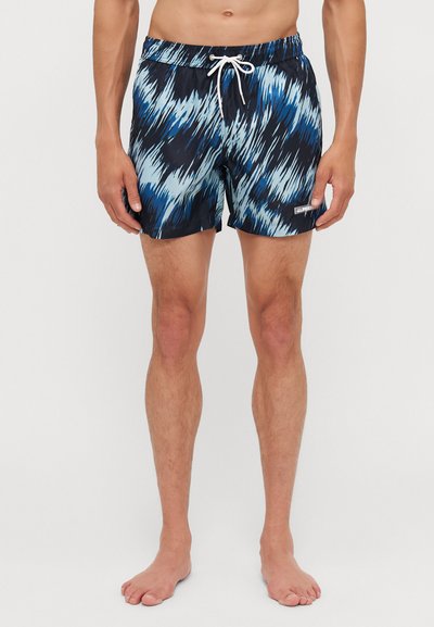 Herren Badehosen in einem blauen und schwarzen abstrakten Muster, aus leichtem Stoff mit elastischem Bund und Kordelzug.