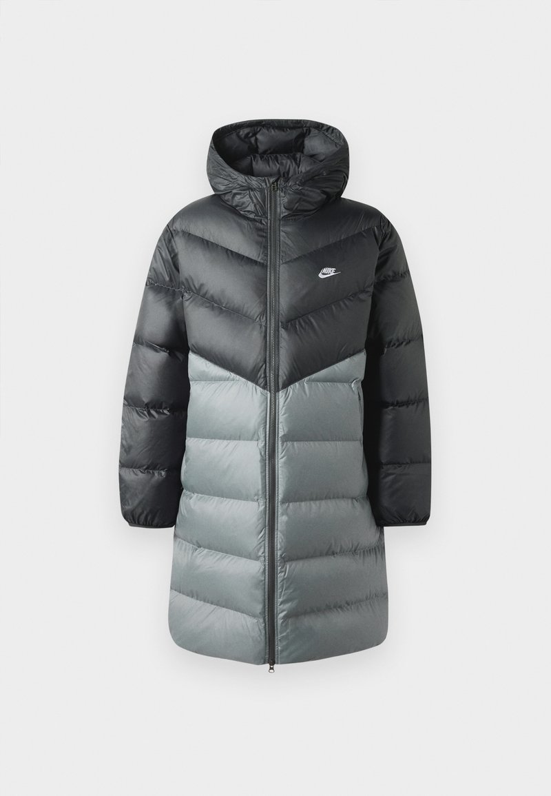 Nike Daunenmantel