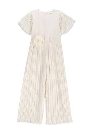 Kremowy plisowany kombinezon z szerokimi nogawkami, krótkimi falującymi rękawkami i dopasowanym materiałowym kwiatem w talii.