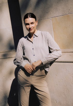 b.young BYGABY - Overhemdblouse - medieval blue stripes