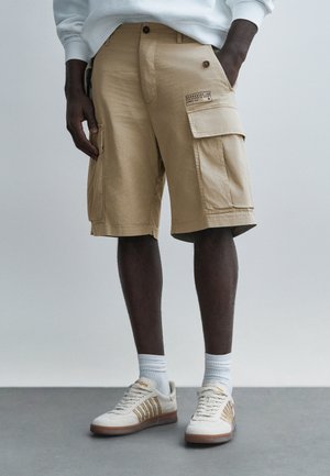 UTILITY - Šortai - stone