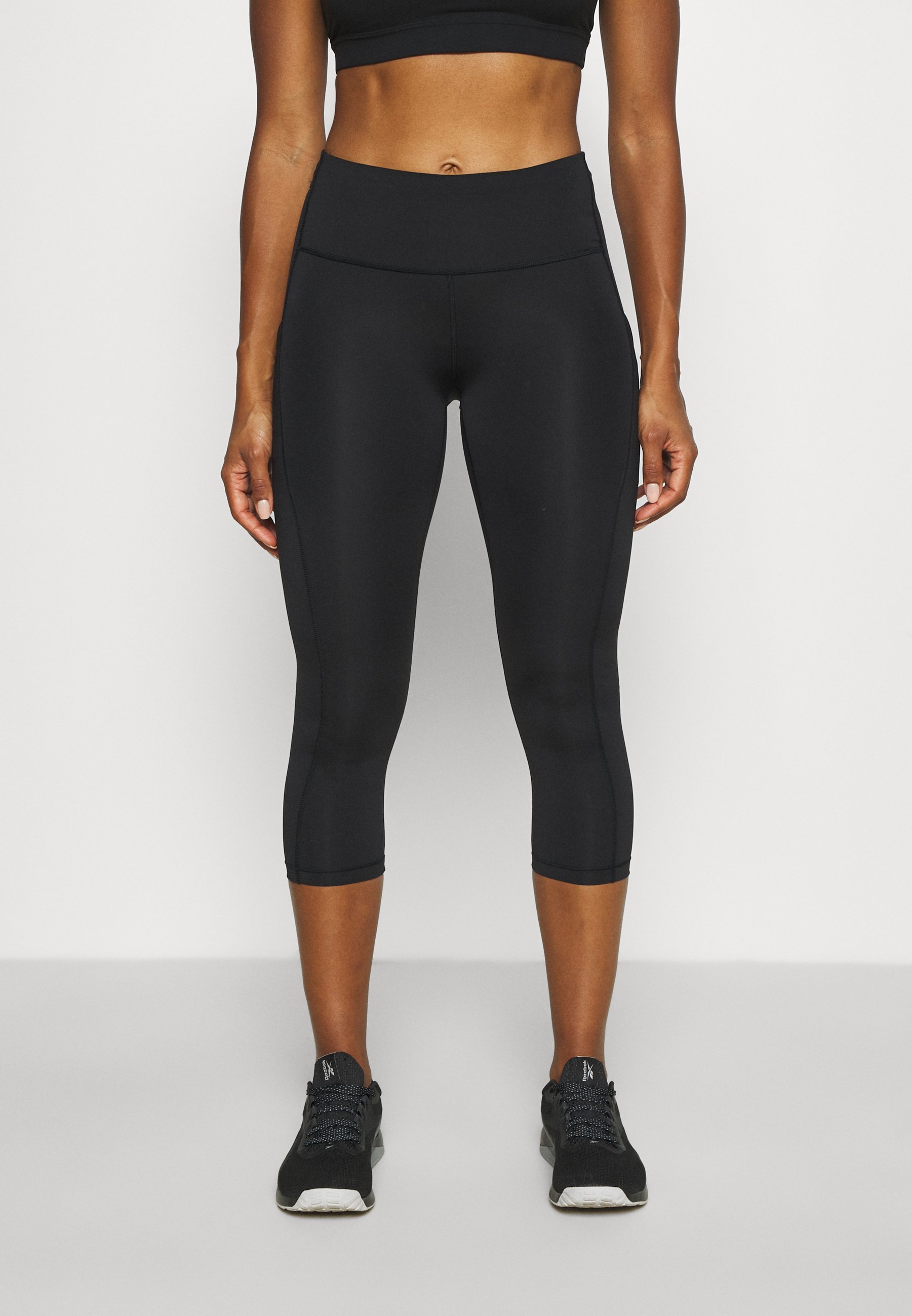 Athleta ULTIMATE STASH POCKET CAPRI 