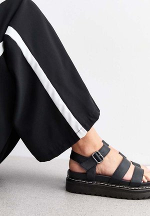 STITCH FAUX LEATHER FLATFORM - Sandals - black