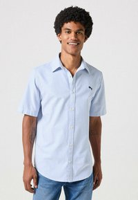 Wrangler Marškiniai - blue stripe oxford