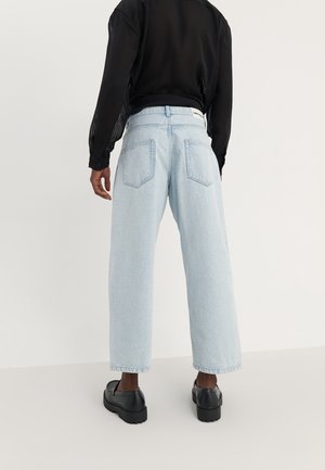 Jean large - bleached denim
