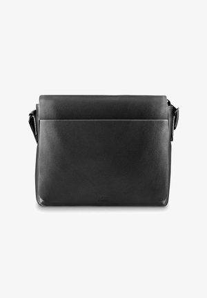 Schwarze Leder-Umhängetasche mit strukturierter Oberfläche, rechteckiger Form, Frontklappe und verstellbarem Riemen. Verfügt über ein dezentes Logo unten.