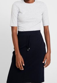 Anna Field Camiseta estampada - mottled grey