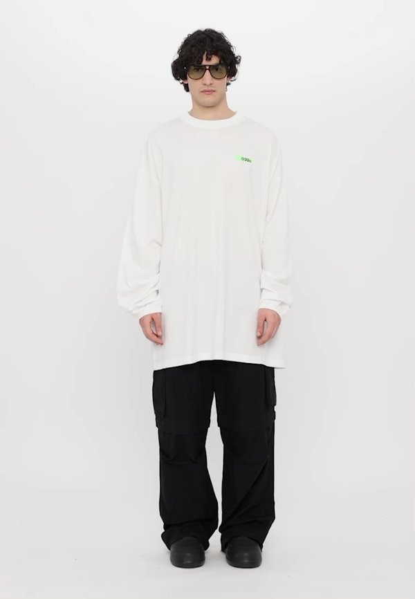 EVERYTHING COUNTS OVERSIZED LONG SLEEVE UNISEX - Long sleeved top3