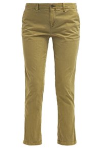Chino kaki slim pour homme avec passants de ceinture, bouton sur le devant, fermeture éclair et poches latérales, présenté sur fond blanc.