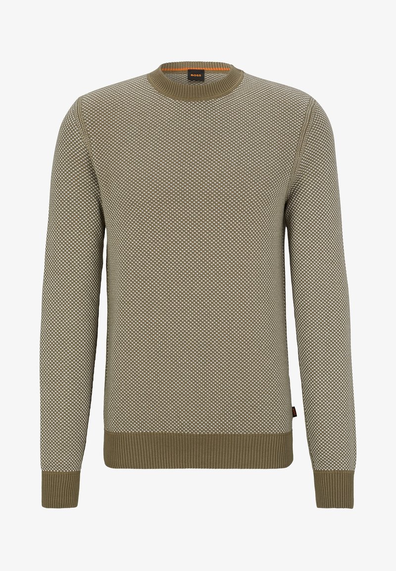 Pull homme à manches longues col rond couleur vert olive avec un motif en maille petit losange texturé et bords-côtes aux poignets et à l’ourlet.