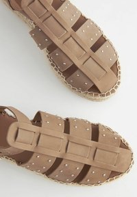 Next FOREVER COMFORT CHUNKY FISHERMAN - Espandrilky - taupe brown