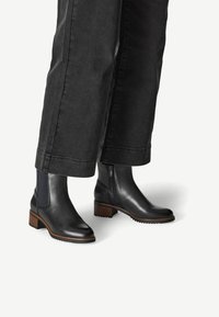 Marco Tozzi Stiefelette - navy