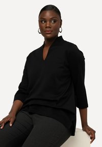 Ulla Popken À MANCHES 3/4 ET COL CALICE EN PIMA - Pitkähihainen paita - black