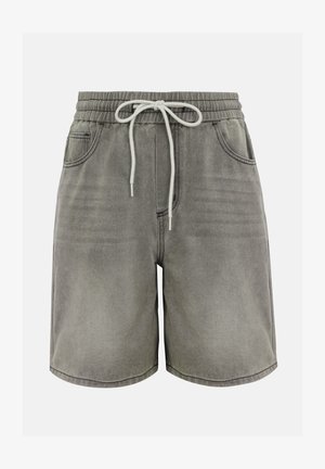 Sive traper hlače kratke s elastičnim pojasom i bijelim vezicama, s prednjim džepovima i opuštenim krojem.