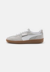 Puma PALERMO UNISEX - Tenisky - white/cool light gray/gold