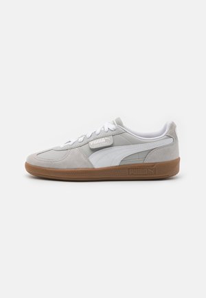 Puma PALERMO UNISEX - Sneakers - white/cool light gray/gold