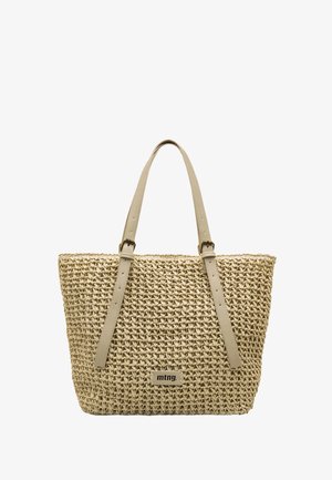 Sac fourre-tout en paille tissée avec des anses en cuir beige. Présente une texture naturelle et une étiquette logo à l'avant. Design spacieux.