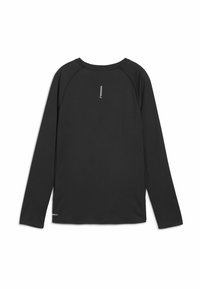 Camisa negra de manga larga hecha de un tejido suave y elástico. Presenta mangas raglán y un pequeño diseño de logo blanco en la parte superior de la espalda.