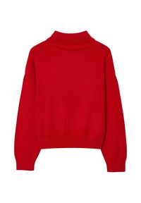 Maglioncino rosso lavorato a maglia con colletto alto, spalle scese e polsini a coste. Vestibilità ampia e rilassata con una texture liscia. Vista posteriore mostrata.