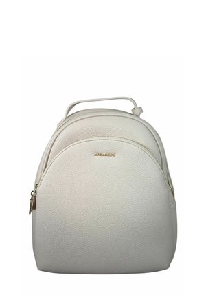 Zaino compatto in pelle bianca testurizzata con manico superiore, tasca frontale con zip e logo del marchio in tonalità oro sul davanti.