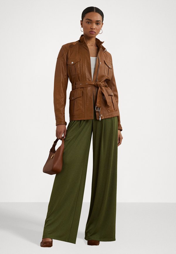 STRAIGHT MATTE JERSEY FULL PLEATED - Trousers - olive grove3