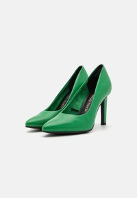 Marco Tozzi Escarpins - green