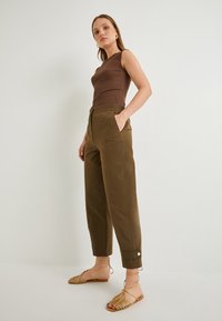 Koton RISE JOGGER  - Housut - khaki